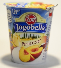 Zott Jogobella jogurt brzoskwiniowy o smaku panna cotta