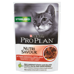 Pro Plan PRO PLAN Sterilised Nutrisavour Pełnoporcjowa karma dla dorosłych kotów z wołowiną w sosie